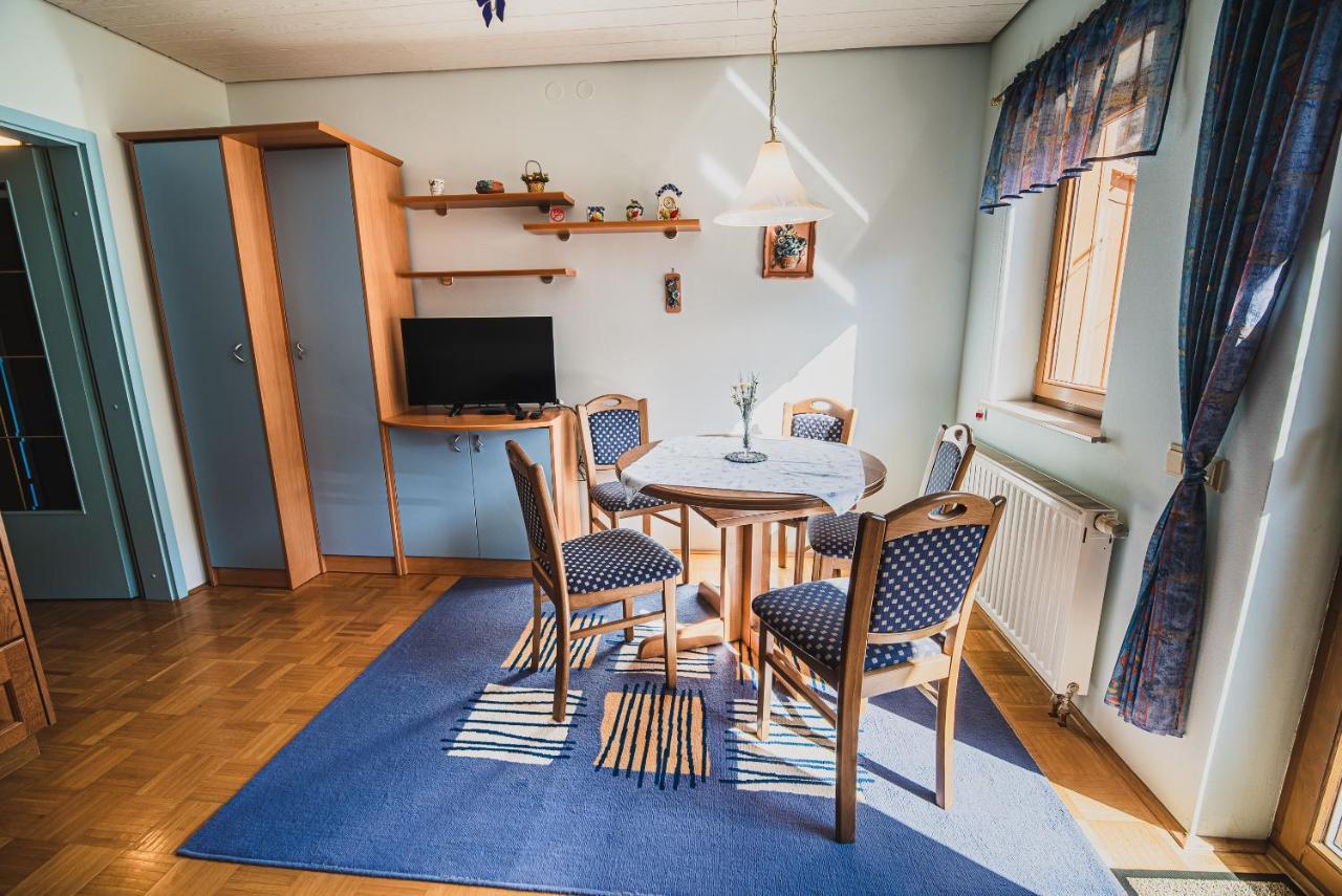 Homestay Kocka Zgornje Jezersko Exterior photo